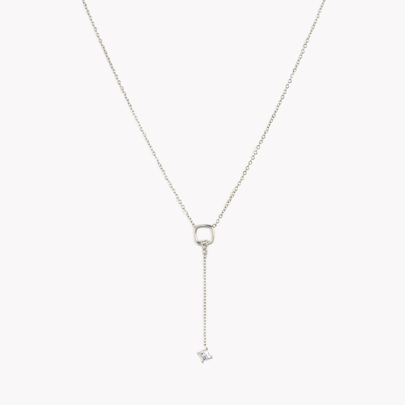 Collier long en acier avec diamant